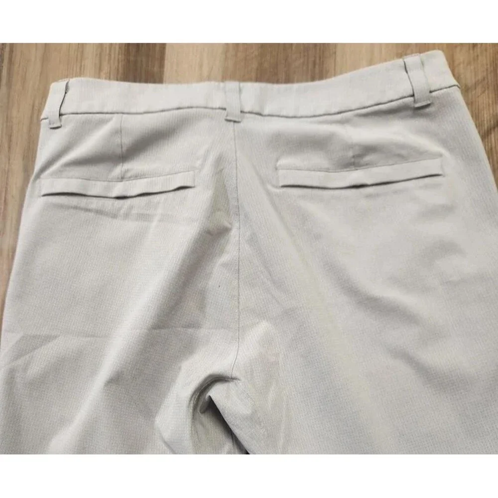 Lululemon Men's Grey-Biege Athleisure Pants Size 31